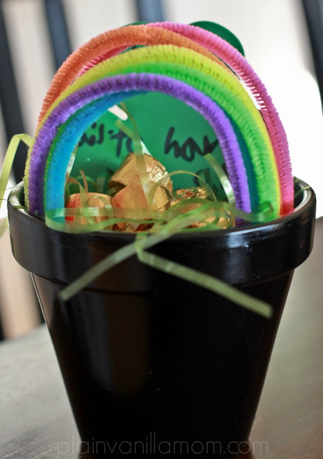 Lucky Little Pots of Gold