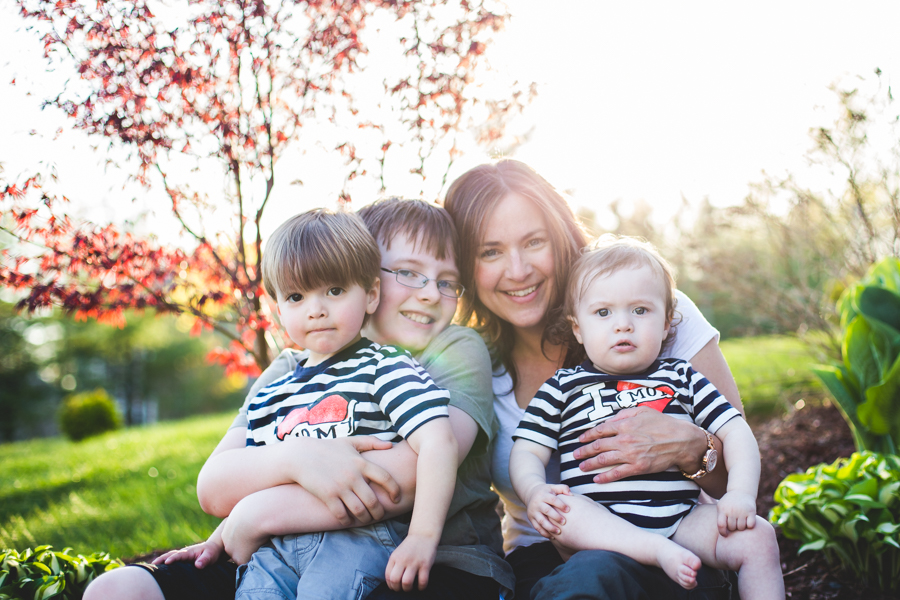 Tips for Getting in More Photos with Your Kids